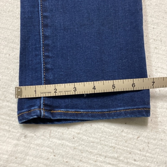 Levi’s Women’s Mid Rise Skinny Blue Jeans size 10 - Picture 14 of 16